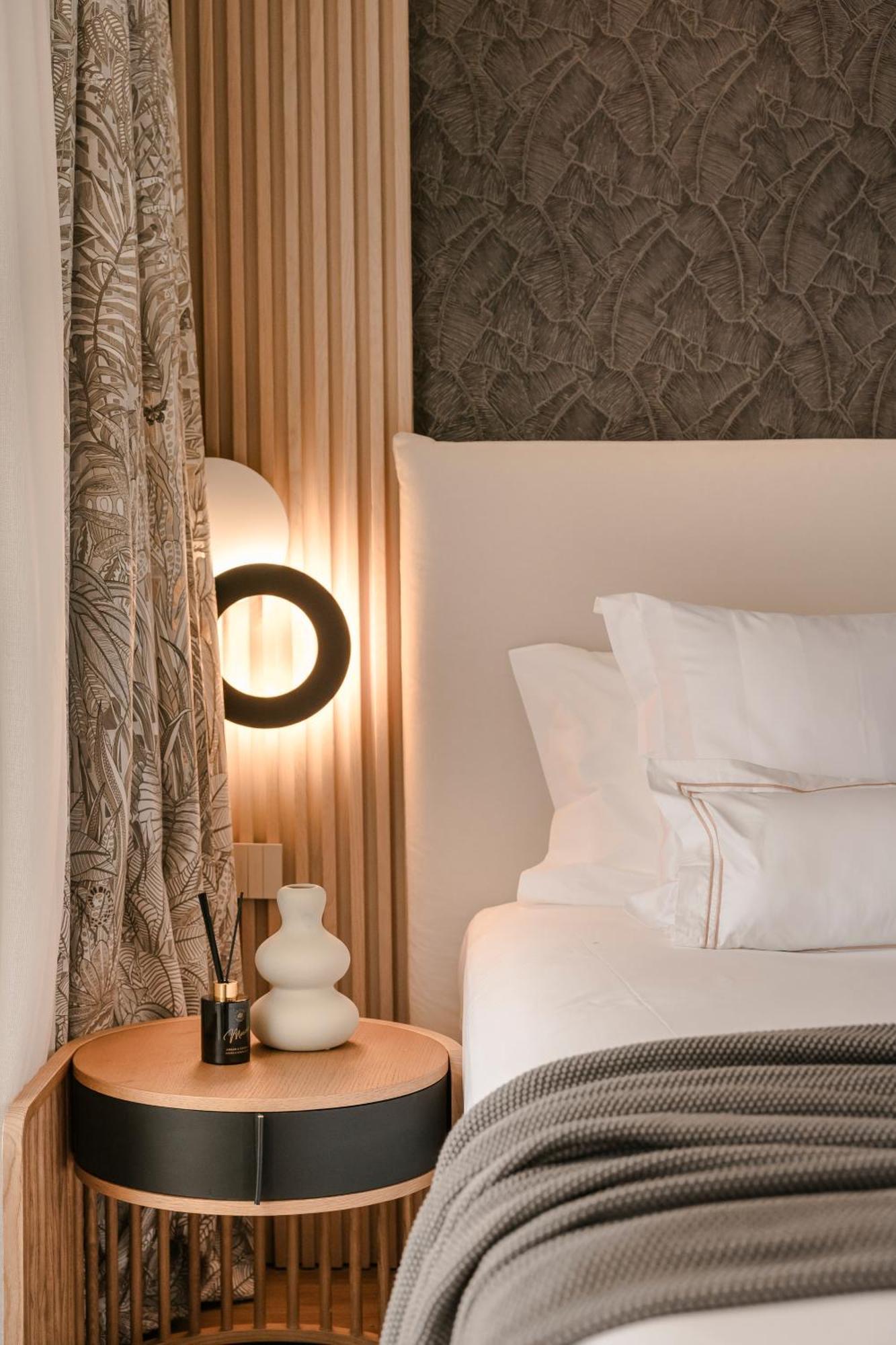 Piazza Suites Ліксурі Екстер'єр фото